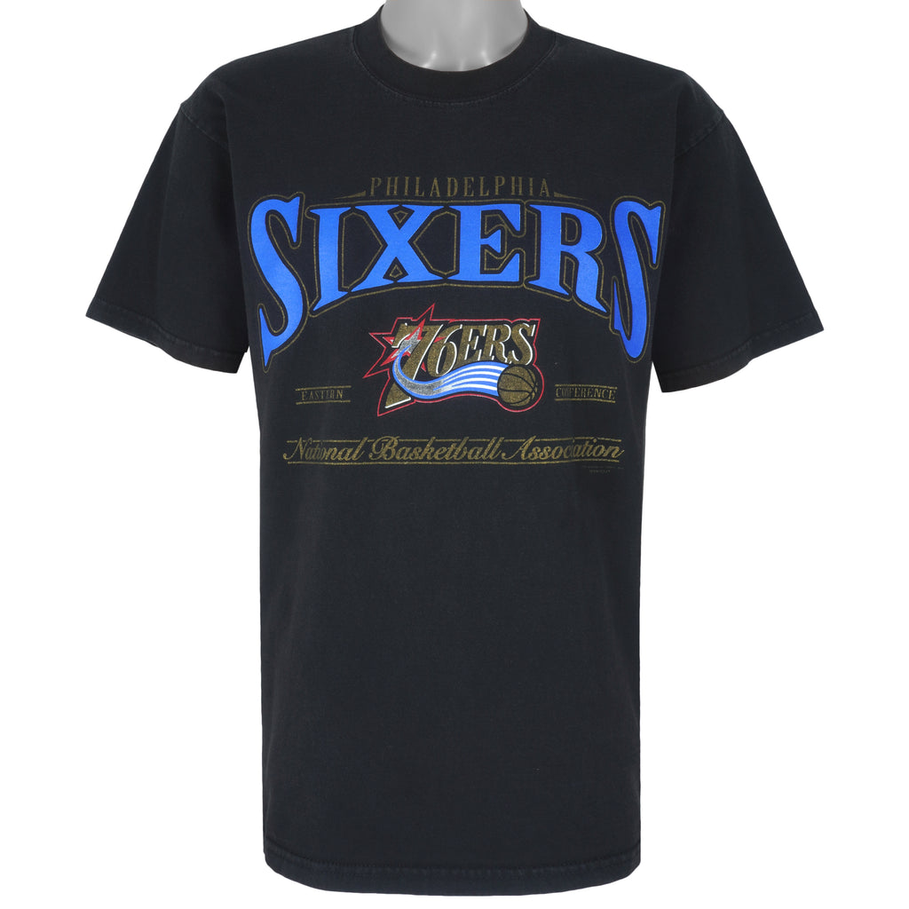 Vintage Philadelphia 76ers Sixers T-shirt Starter NBA Basketball