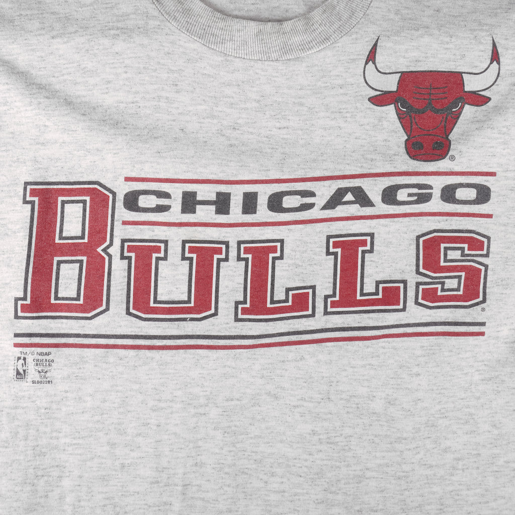 NBA (Salem) - Chicago Bulls Single Stitch T-Shirt 1990s Large Vintage Retro Basketball