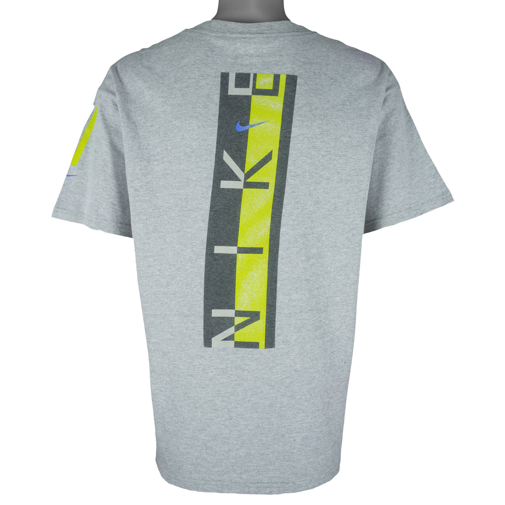 Nike - Spell Out T-Shirt 2000s Medium Vintage Retro