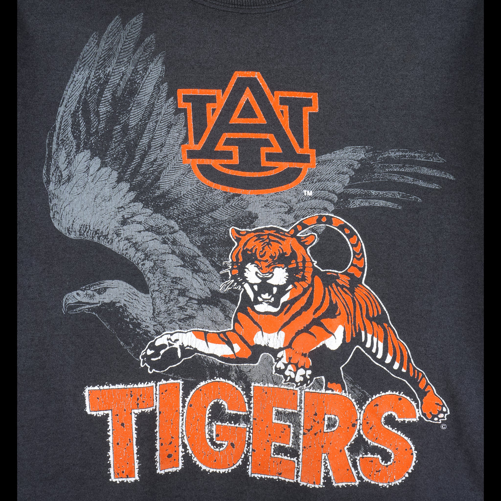 NCAA (HM Miller) - Auburn Tigers Crew Neck Sweatshirt 1990s Medium