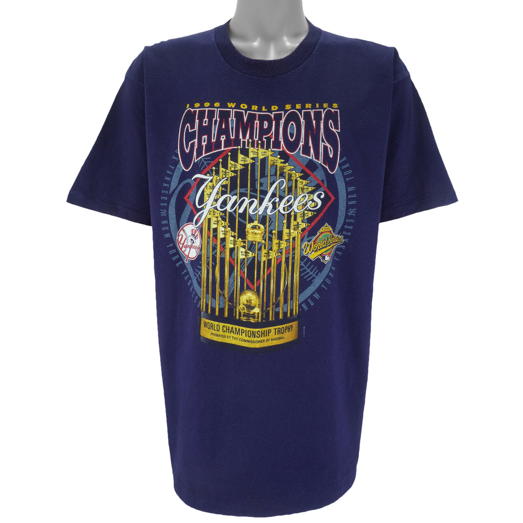 MLB - New York Yankees World Series Champs Trophy T-Shirt 1996 X-Large Vintage Retro Baseball