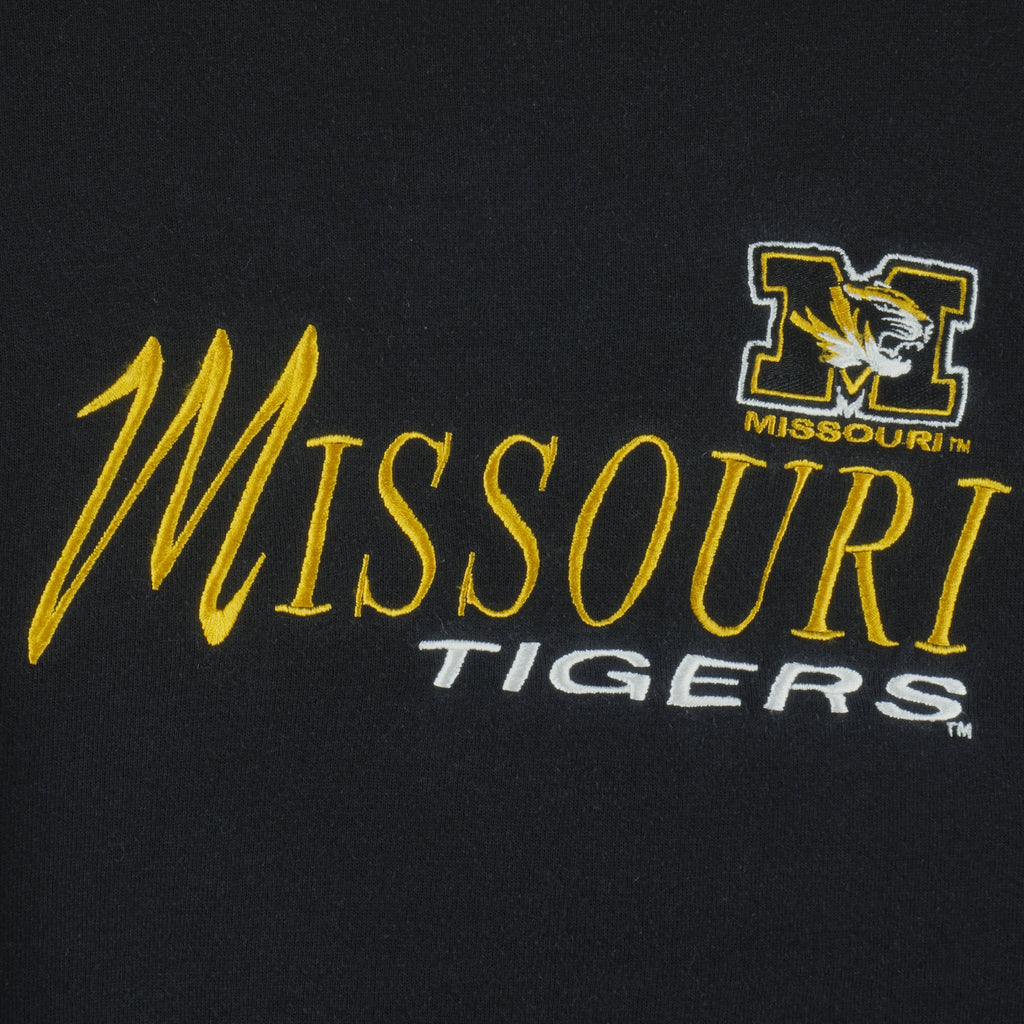 NCAA (Logo Athletic) - Missouri Tigers Embroidered Crew Neck Sweatshirt 1990s X-Large Vintage Retro Football College