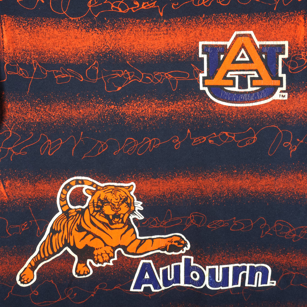 NCAA (Screen Stars Best) - Auburn Tigers All Over Print T-Shirt 1990s Large Vintage Retro College