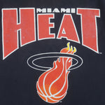 NBA (Home Team) - Miami Heat Spell-Out T-Shirt 1990s X-Large Vintage Retro Basketball