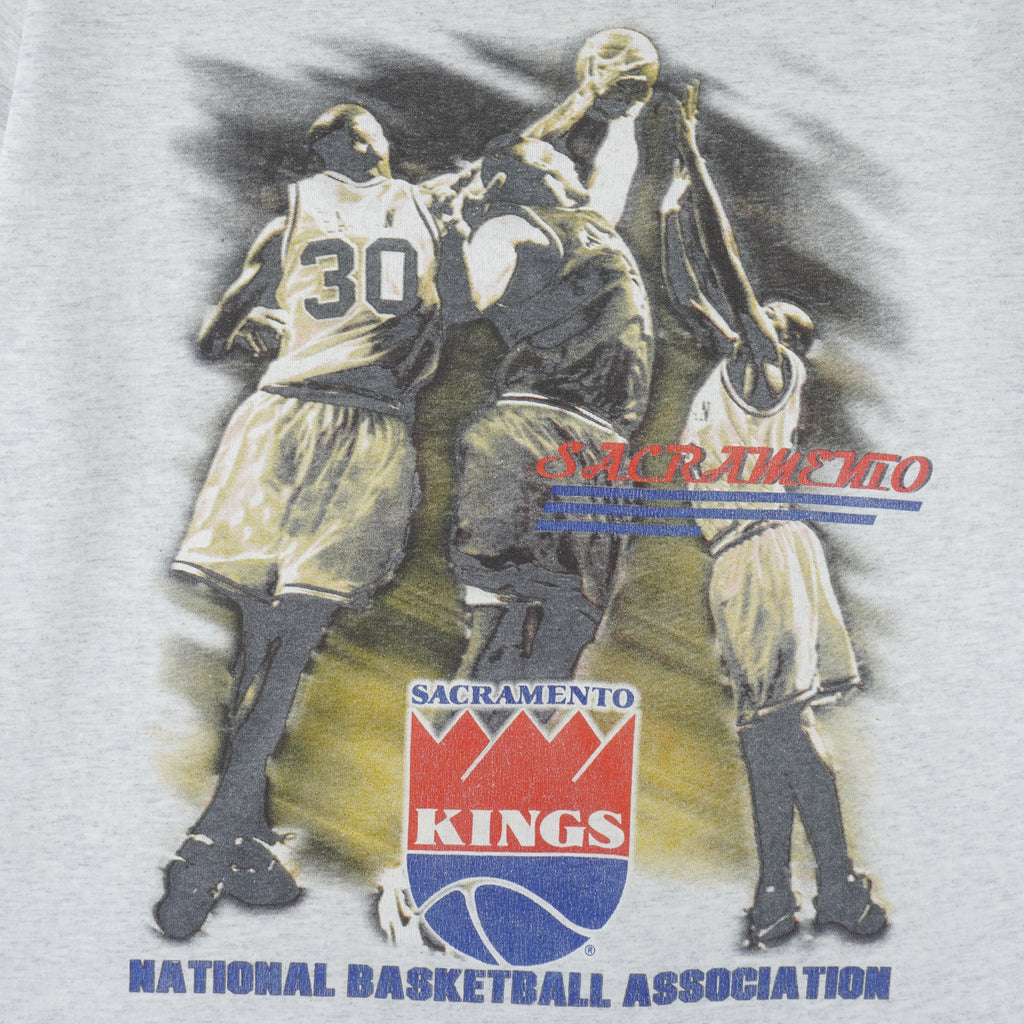 NBA (Truth) - Sacramento Kings Big Logo T-Shirt 1990s Large vintage retro basketball