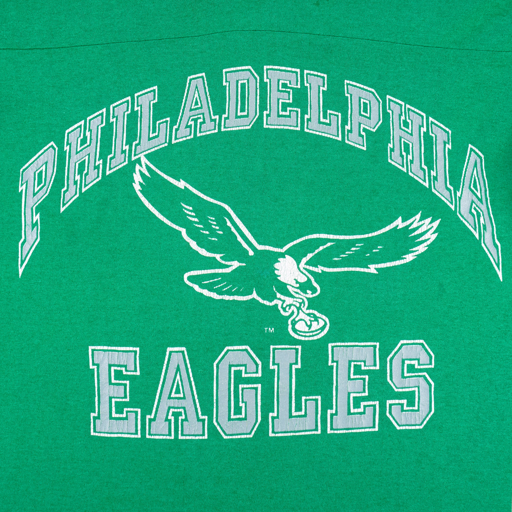 NFL (Logo 7) - Philadelphia Eagles Football Jersey 1980s Large vintage retro football