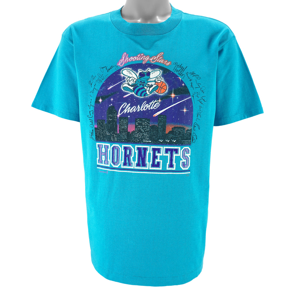 NBA (Super Shirt) - Charlotte Hornets Shooting Stars Autographed T-Shirt 1990s Large