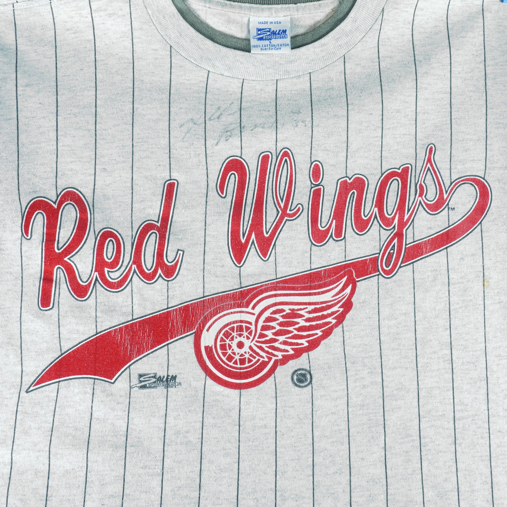 NHL (Salem) - Red Wings Roll Em Ups T-Shirt 1992 Large vintage retro hockey