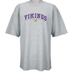 NFL - Minnesota Vikings Embroidered Spell-Out T-Shirt 2000s XX-Large