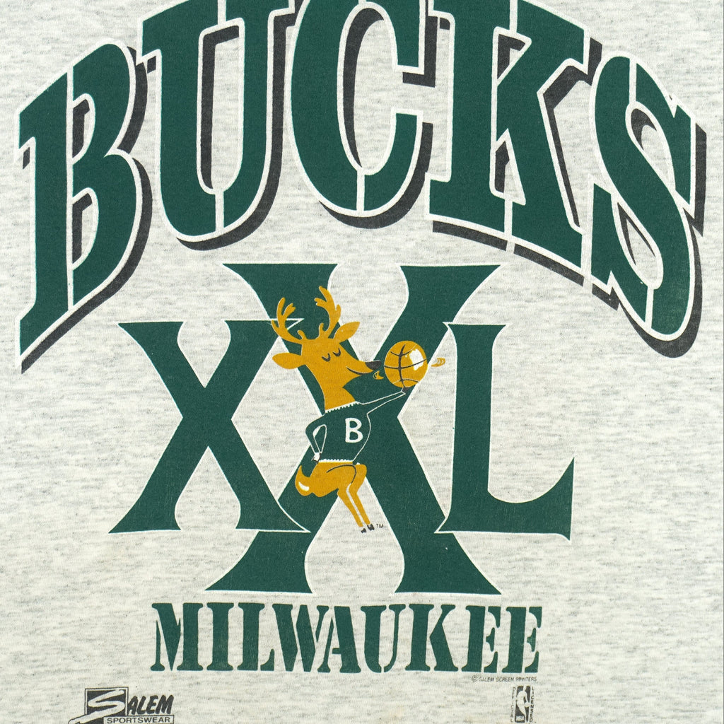 NBA (Salem) - Milwaukee Bucks XXL Spell-Out T-Shirt 1990 Medium Vintage Retro Basketball