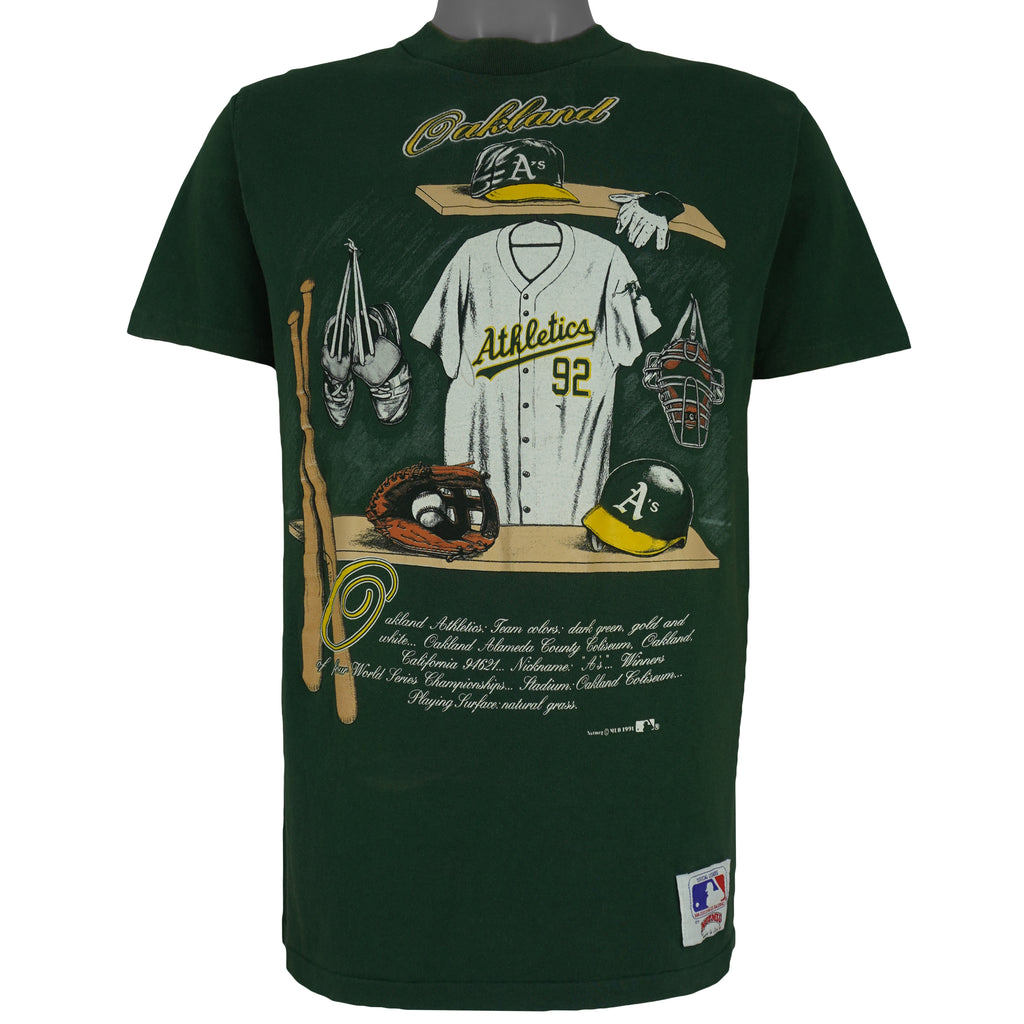 MLB (Nutmeg) - Oakland Athletics Locker Room T-Shirt 1991 Large Vintage Retro Baseball