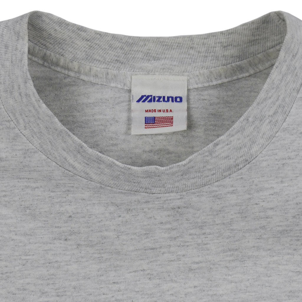 Mizuno - Outdoor Volleyball Single Stitch T-Shirt 1990s Medium