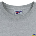 Reebok - Grey Big Spell-Out Single Stitch T-Shirt 1990s Large Vintage Retro