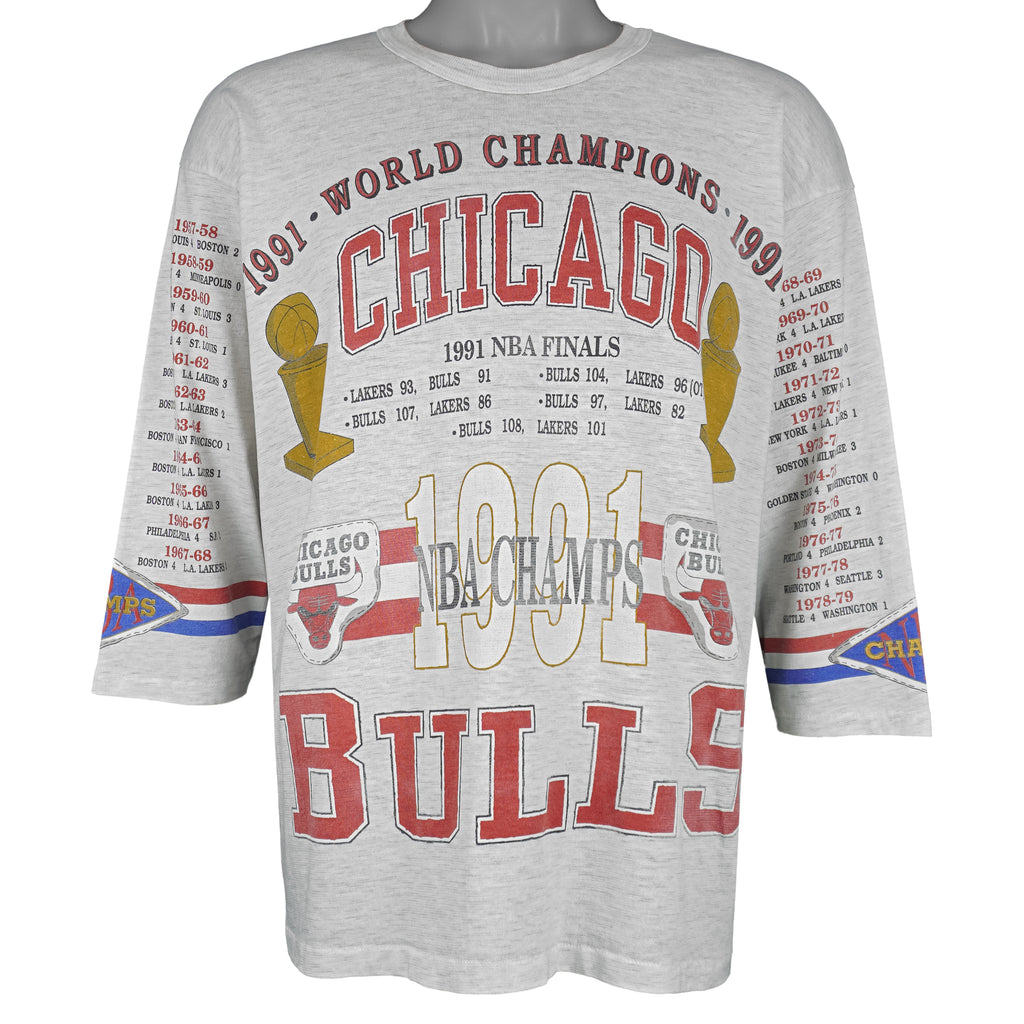 NBA (Long Gone) - Chicago Bulls NBA Finals World Champions T-Shirt 1991 X-Large Vintage Retro Basketball