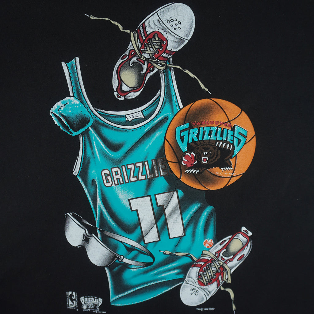 NBA (Logo 7) - Vancouver Grizzlies Basketball T-Shirt 1994 X-Large Vintage Retro Basketball