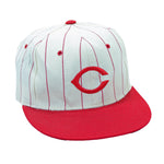 MLB (New Era) - Cincinnati Reds Fitted Hat 1990s Vintage Retro Baseball 