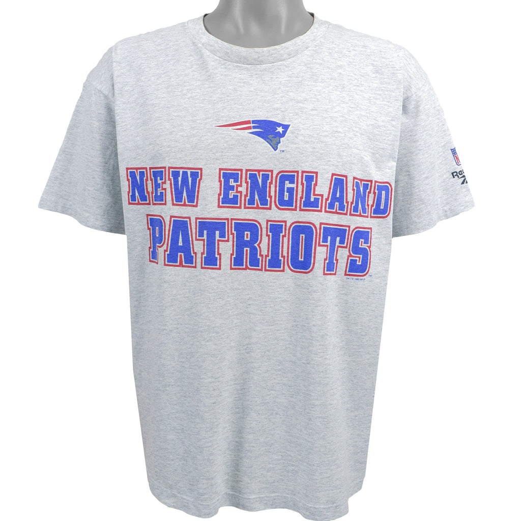 Reebok - New England Patriots Spell-Out T-Shirt 1995 Large Vintage Retro