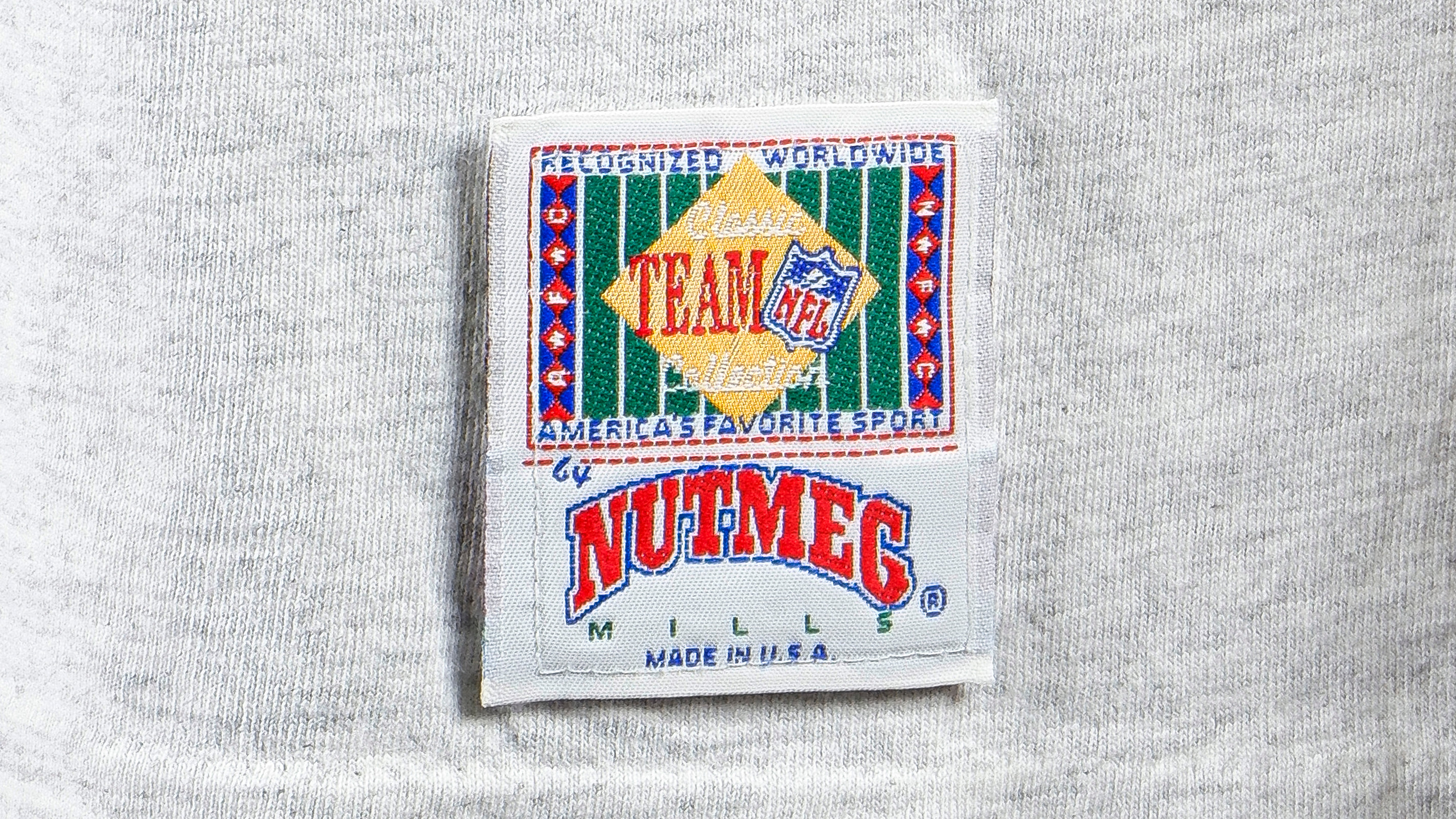 Vintage Nutmeg NFL New England Patriots Crewneck Pullover Sweatshirt White  M USA