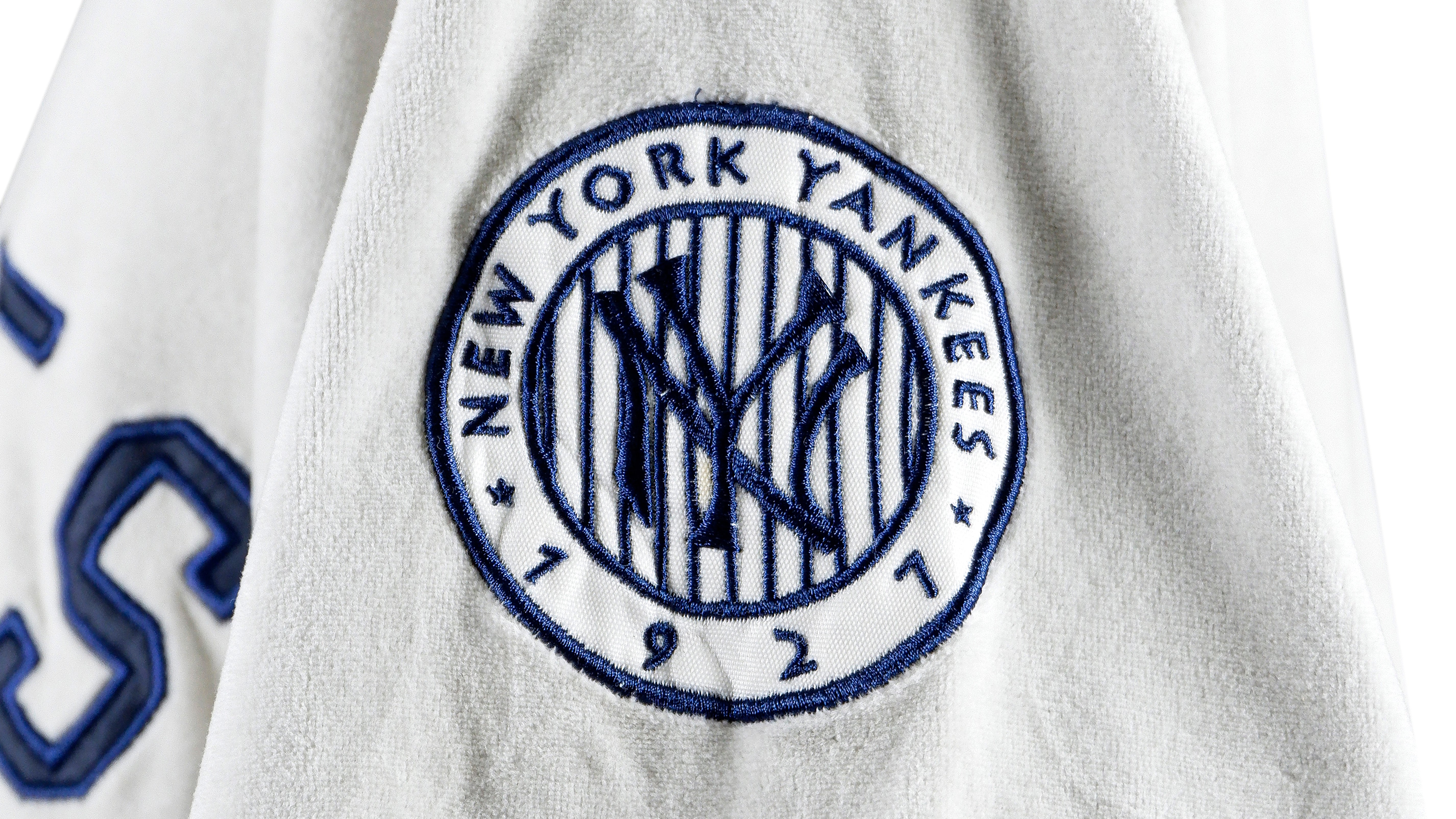 Vintage 90s MLB New York Yankees Nutmeg Big Print T Shirt Size XL -USA Made