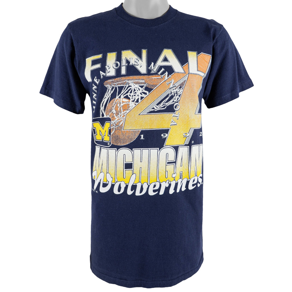 NCAA (Tultex) - Michigan Wolverines Final Four T-Shirt 1992 Medium Vintage Retro Basketball College