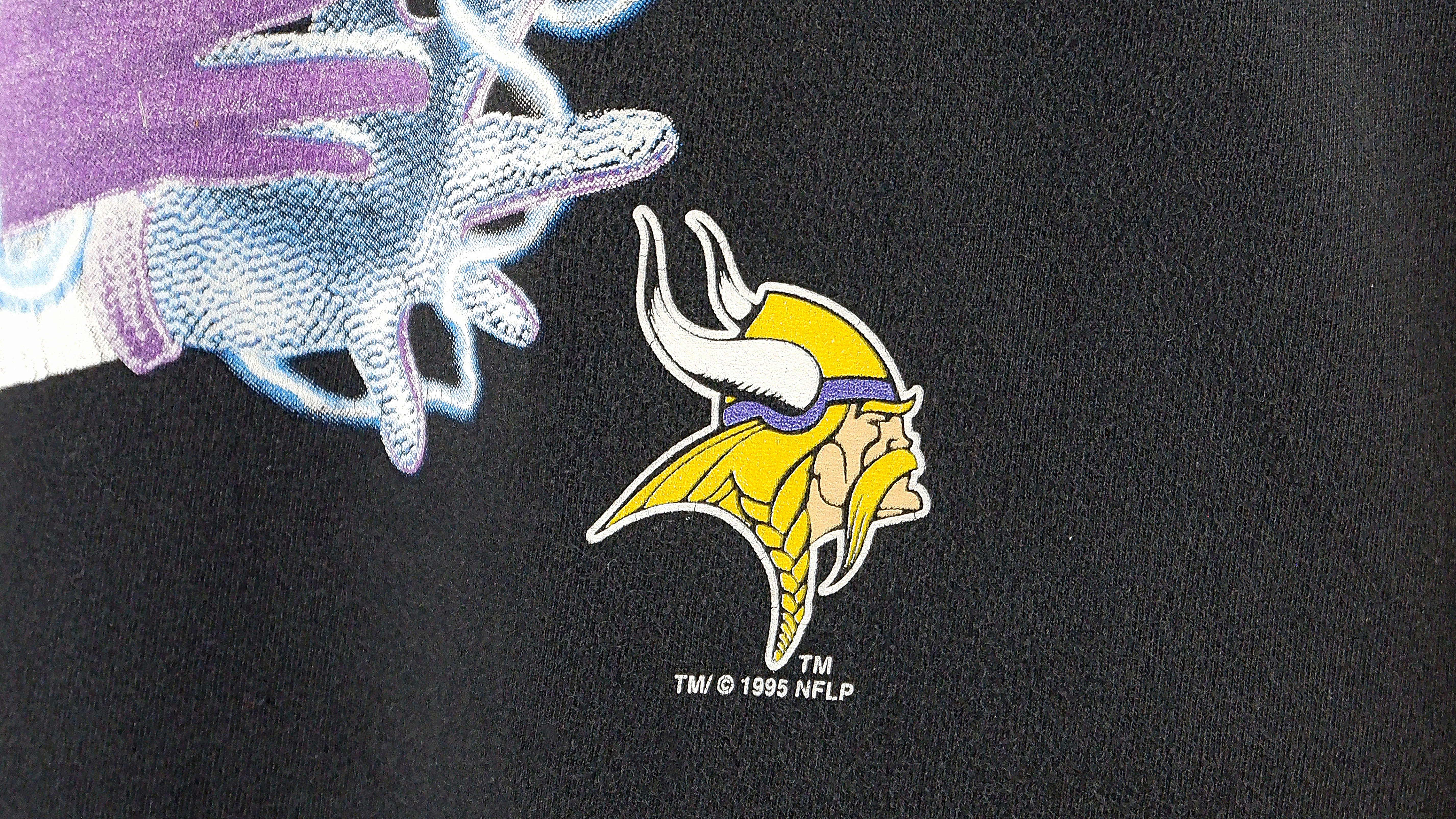 Vintage 1994 Minnesota Vikings T-Shirt Size Medium