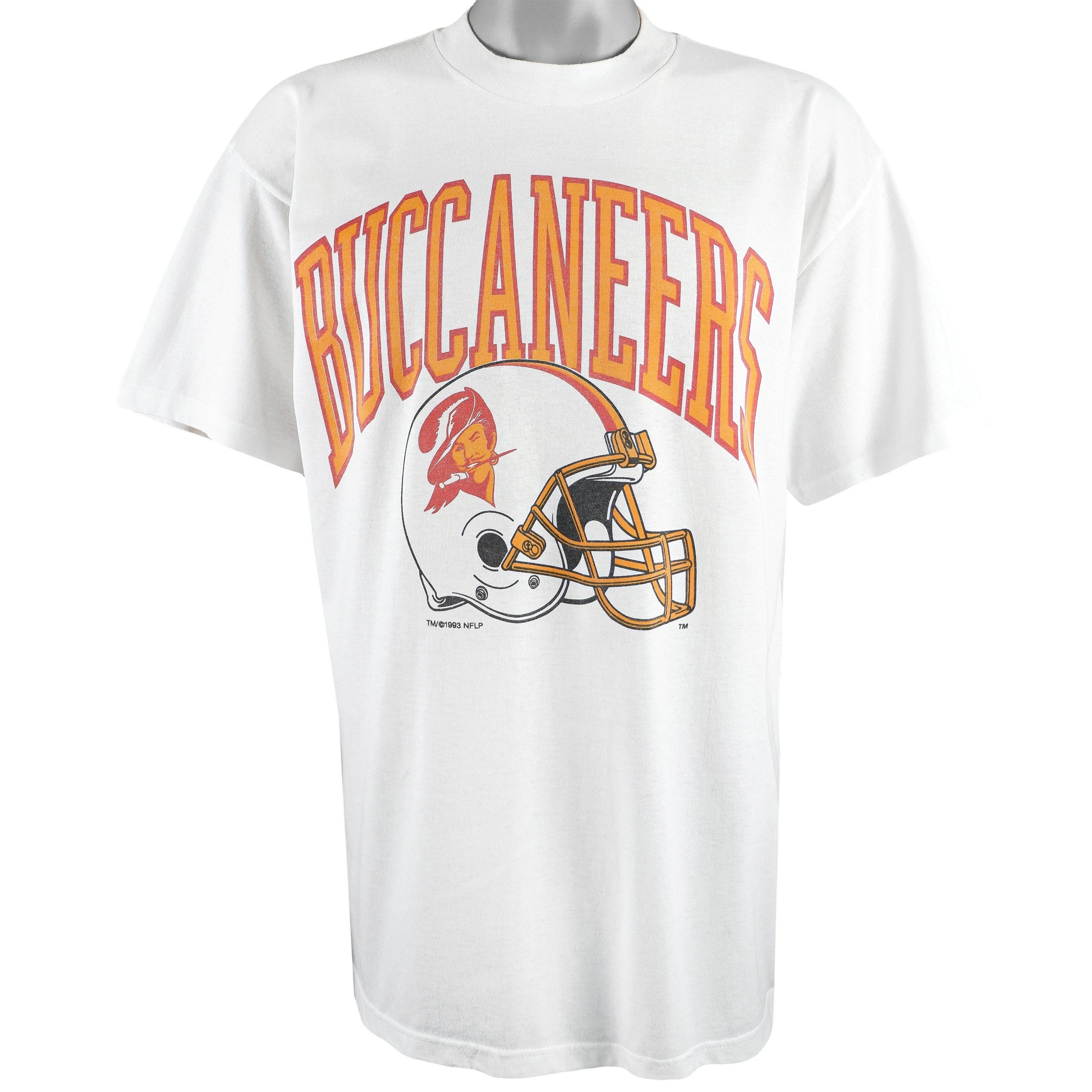 Vintage buccaneers 2024 t shirt