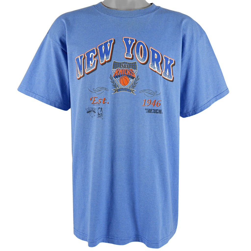 NBA (Trench) - New York Knicks Spell-Out T-Shirt 1992 X-Large Vintage Retro Basketball