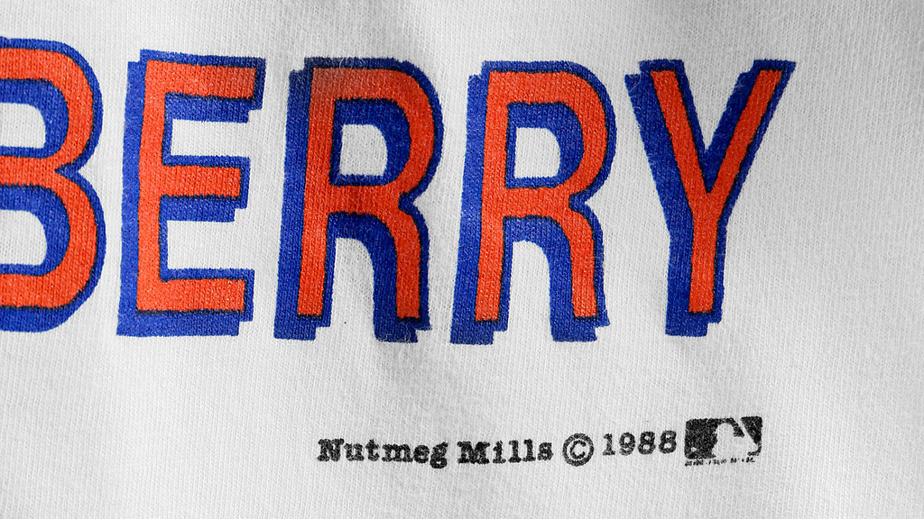 MLB (Nutmeg) - New York Mets Number 18 T-Shirt 1988 Large Baseball