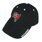 NFL (Twins Enterprise) - Tampa Bay Buccaneers Fitted Hat 1990s OSFA Vintage Retro Football