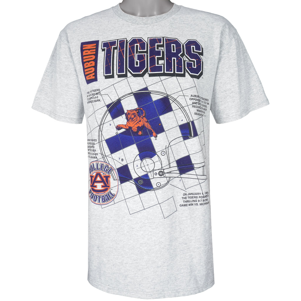 NCAA (Team Work) - Auburn Tigers Champion T-Shirt 1983 Medium Vintage Retro College