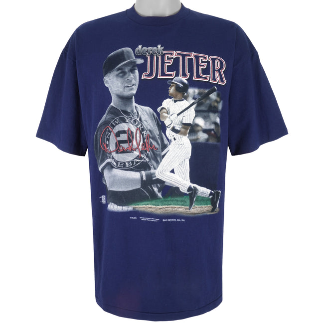 Vintage MLB - New York Yankees Derek Jeter No. 2 T-Shirt 1990s XX-Large –  Vintage Club Clothing