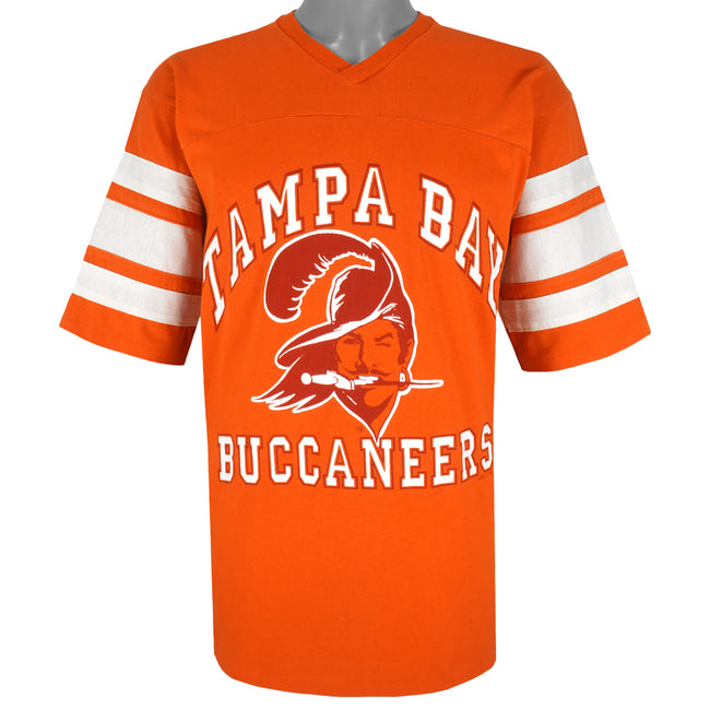 LOGO 7, Tops, Vintage Tampa Bay Buccaneers Sweatshirt By Logo7 In Size M