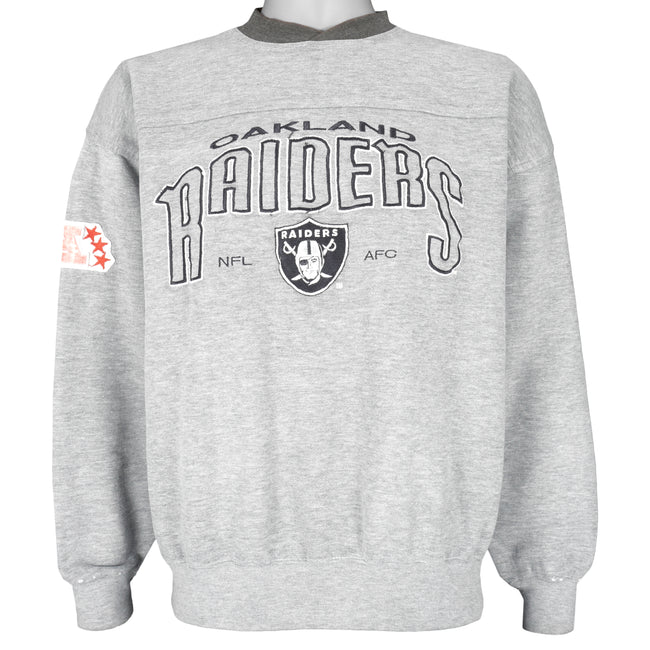 Vintage NFL Lee Oakland Raiders Embroidered Crew Neck Sweatshirt 1990s Large Vintage Club Clothing