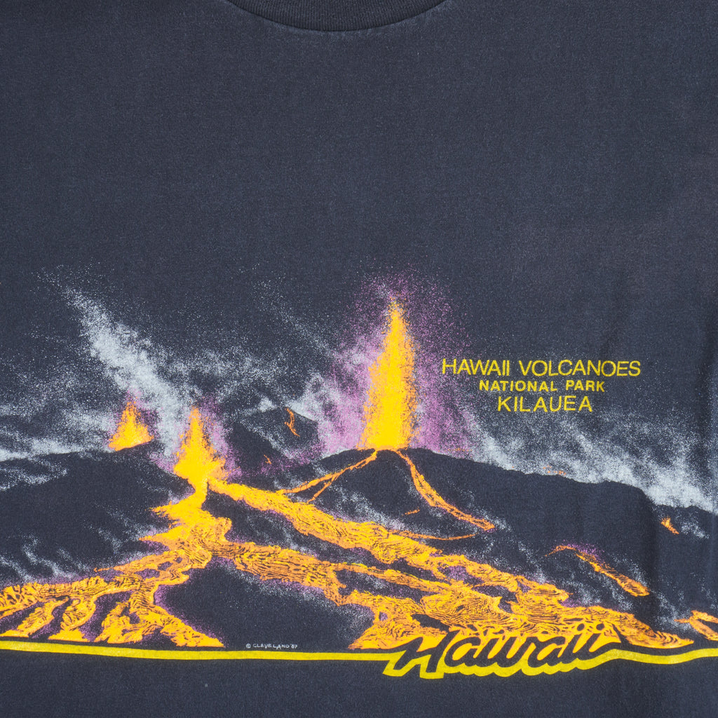 Vintage (Oneita) - Hawaii Volcanoes National Park Kilauea T-Shirt 1990s X-Large Vintage Retro