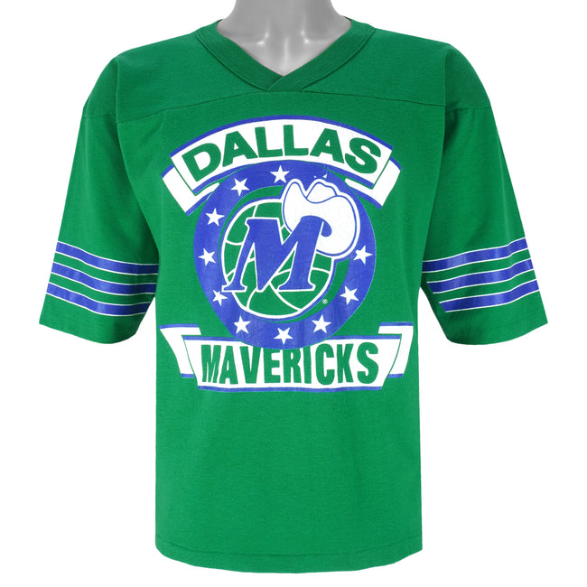 Vintage NBA (Lee) - Dallas Mavericks Spell-Out T-Shirt 1990s X-Large