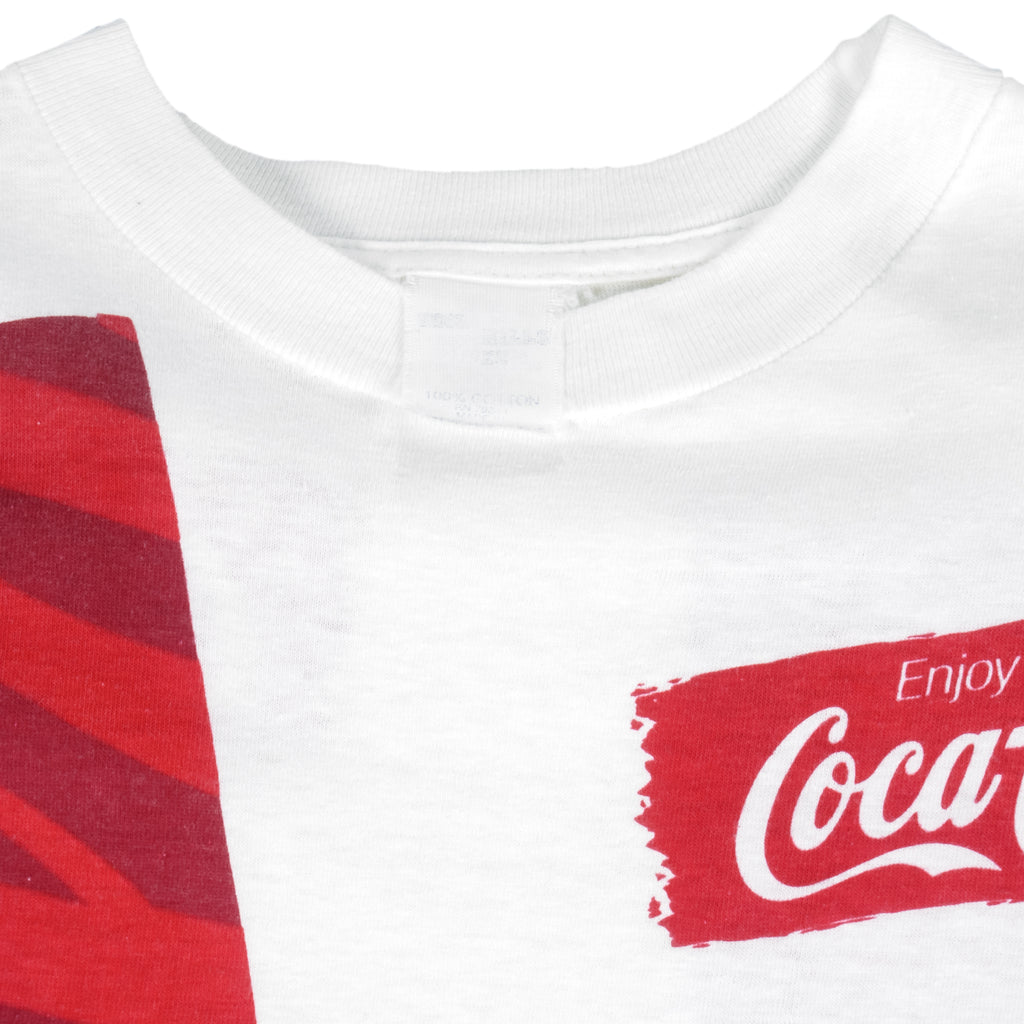 Vintage - Coca-Cola Red Hot Summer T-Shirt 1990s X-Large Vintage Retro