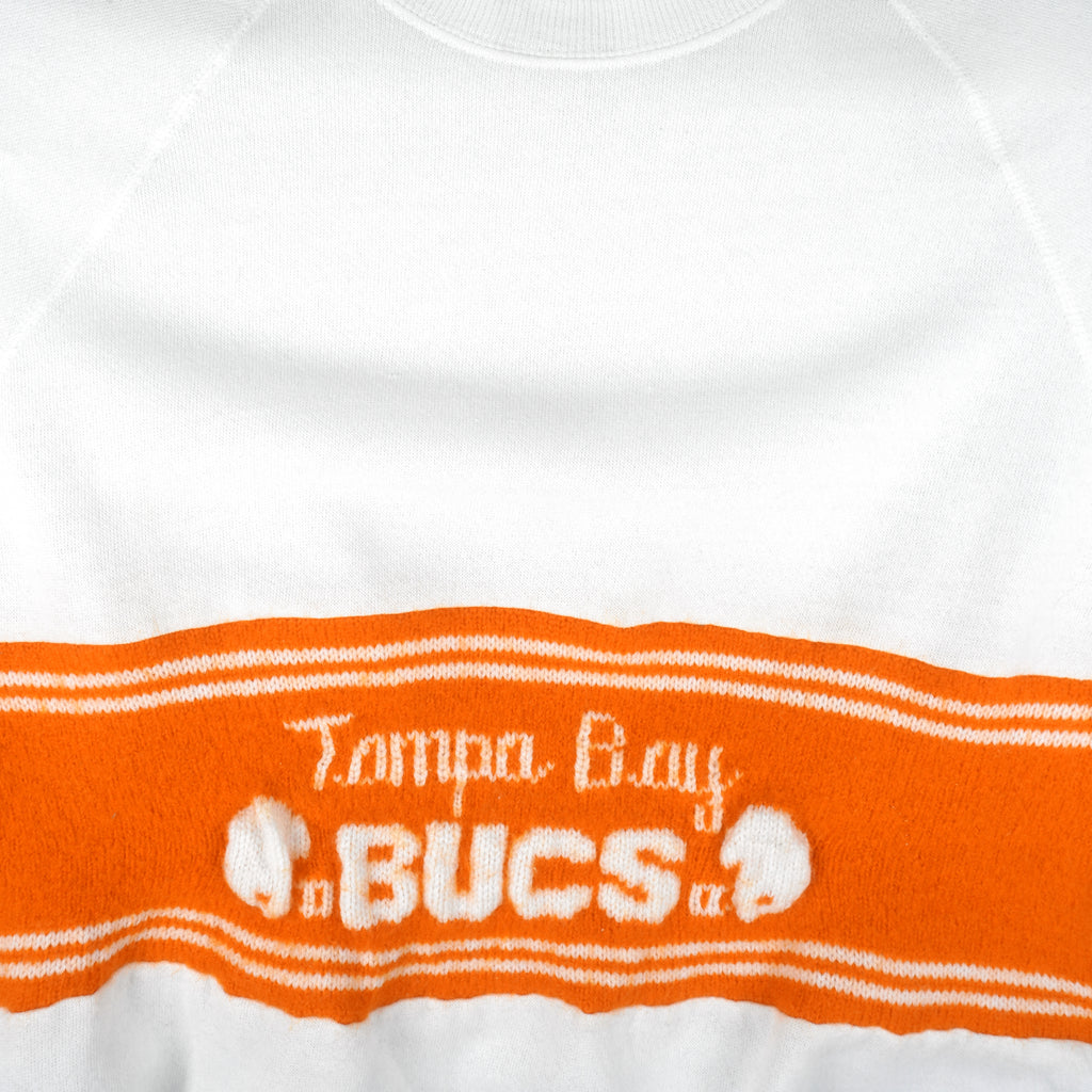NFL - Tampa Bay Buccaneers Crew Neck Sweatshirt 1990s X-Large Vintage Retro Football