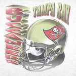 NFL (True-Fan) - Tampa Bay Buccaneers T-Shirt 1990s X-Large Vintage Retro Football