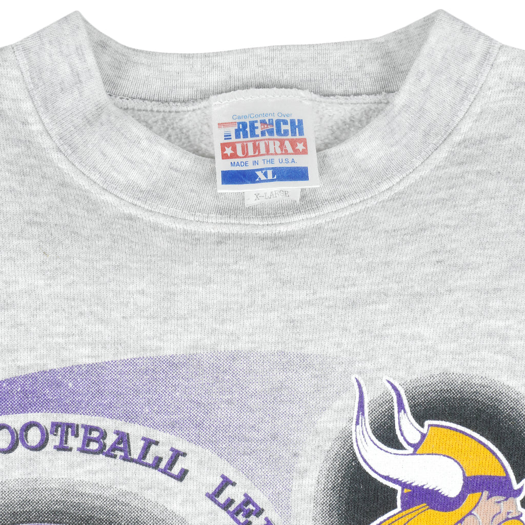 NFL (Trench) - Minnesota Vikings Crew Neck Sweatshirt 1990s X-Large Vintage Retro Football