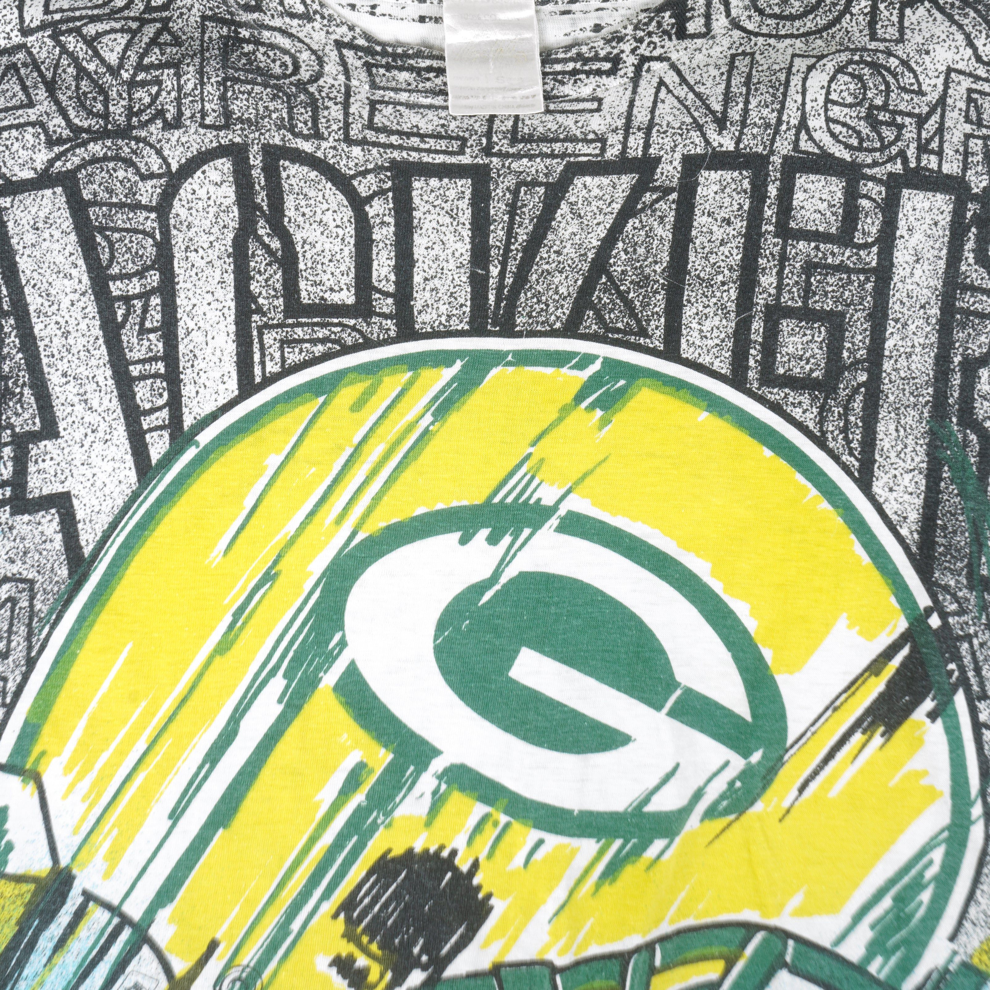 VINTAGE NFL ALL OVER PRINT GREEN BAY PACKERS TEE SHIRT 1990S SIZE LARGE