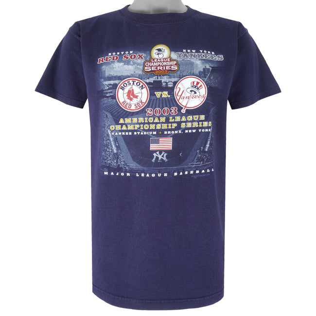 Vintage MLB (Majestic) - Boston Red Sox Vs. New York Yankees T-Shirt 2003  Medium – Vintage Club Clothing