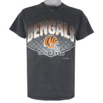 NFL (Hanes) - Cincinnati Bengals Single Stitch T-Shirt 1997 Medium Vintage Retro Football